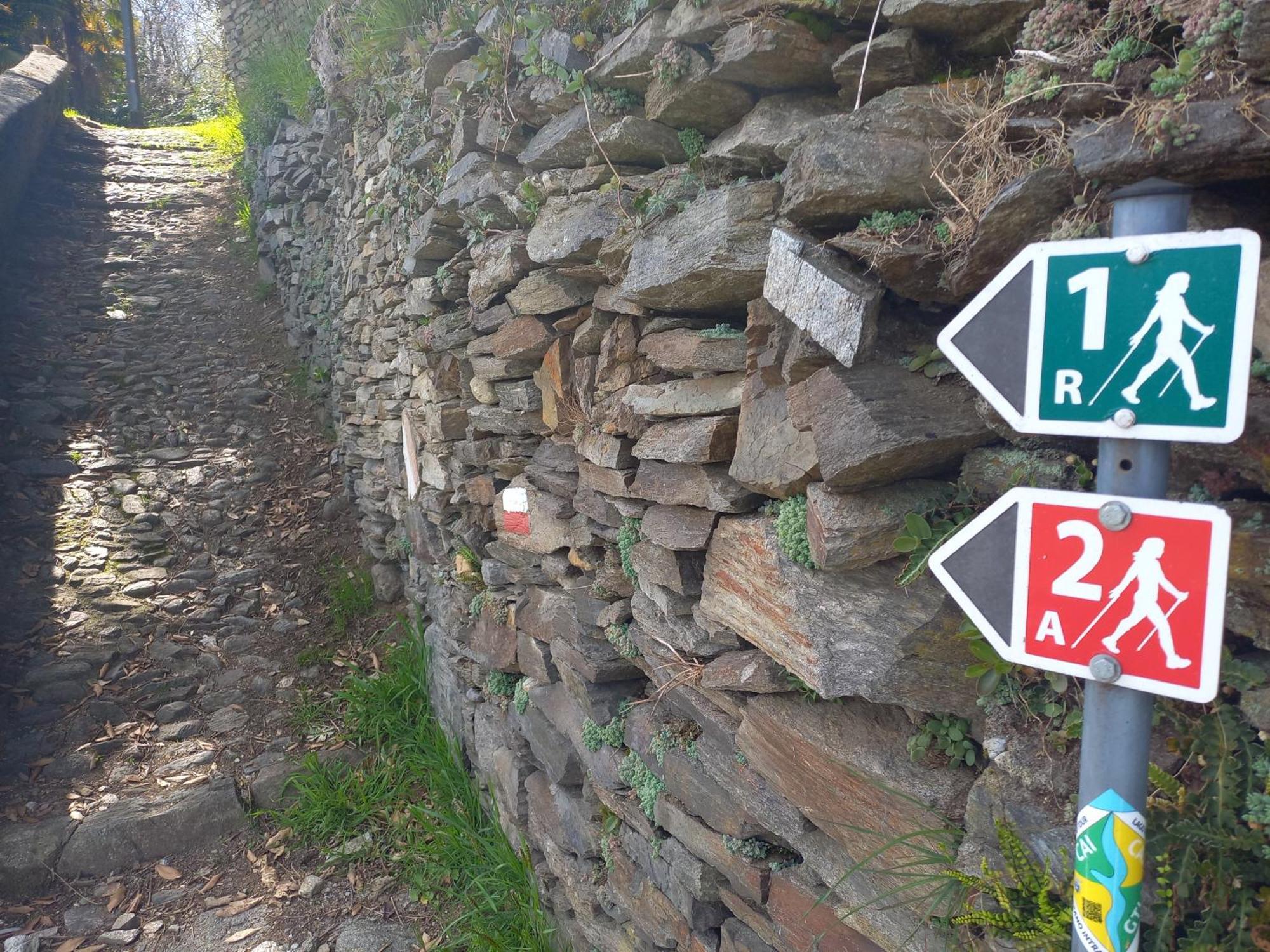Antica Casa Al Lago Oggebbio Luaran gambar